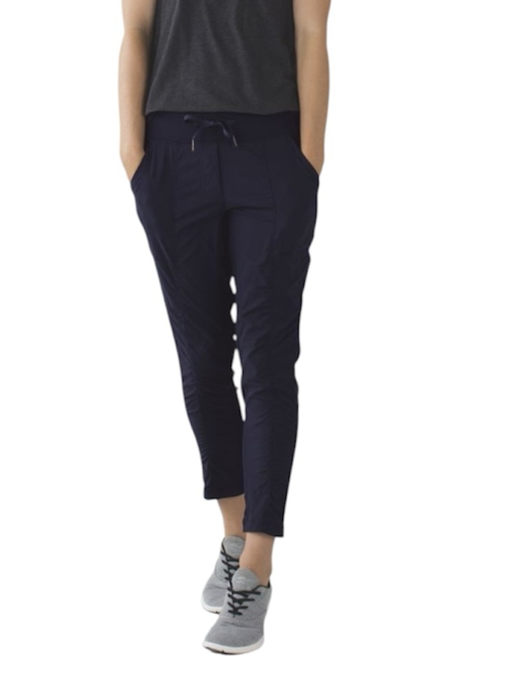 Lululemon street to studio black pant size 4 NWT